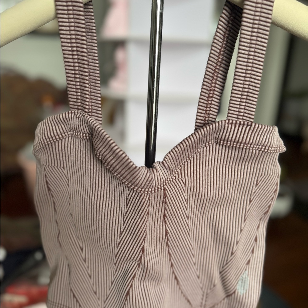 Free people top NWT size M/L Maroon color